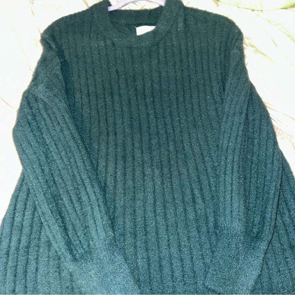 Aerie dark green sweater